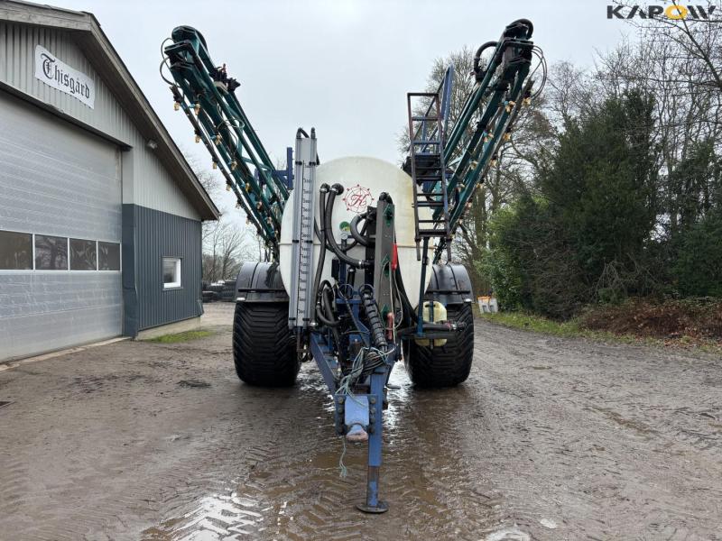 Sprayer Uni-Flyg 7000 24meter sprayer 2