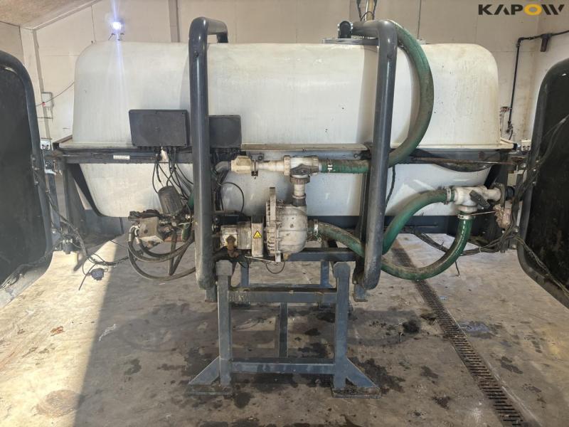 Kyndestoft front tank with computer 23
