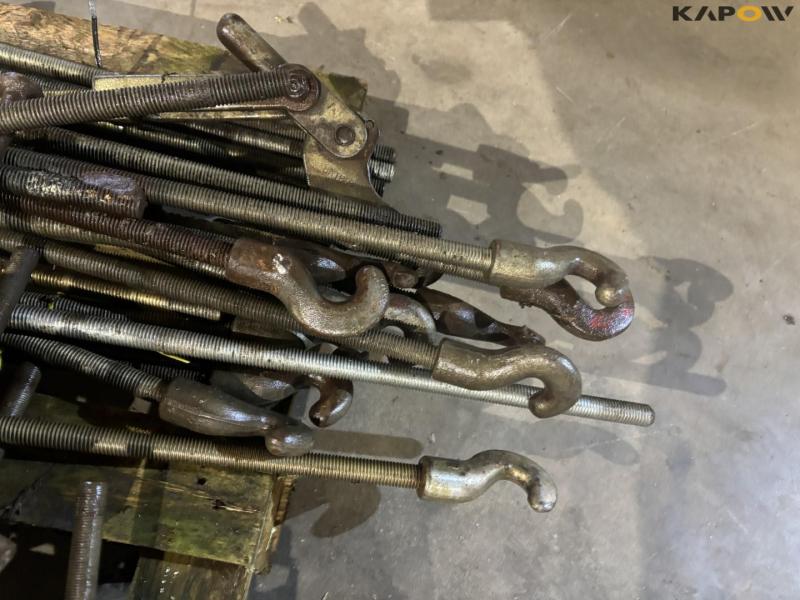 Locks for twin wheels 12