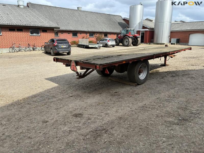 Flatbed truck 5