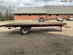 Flatbed truck 4