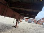 Flatbed truck 16