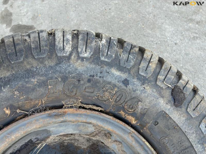 Land wheel for Kuhn plow 9