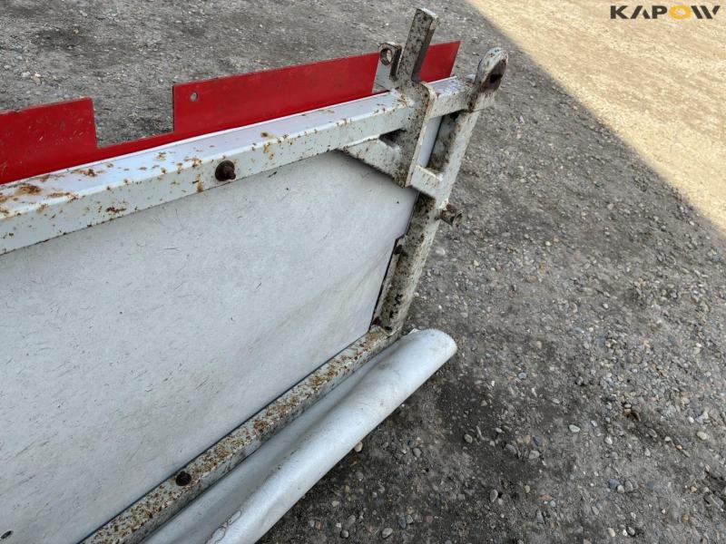 Lely 320F frame and curtains 18