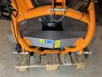 LS Cosmo P-Pro 180 salt spreader - NEW 19