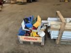Fluorescent tubes, fixtures and storage boxes 4