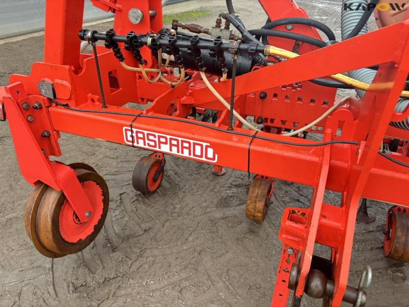 Maschio corn cleaner with HE-VA seed box 32