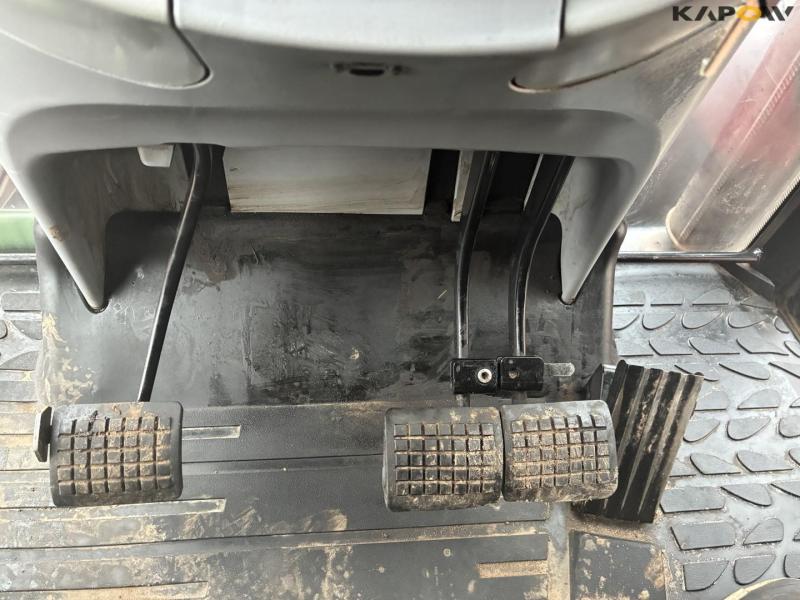 Massey Ferguson 7480 tractor 81