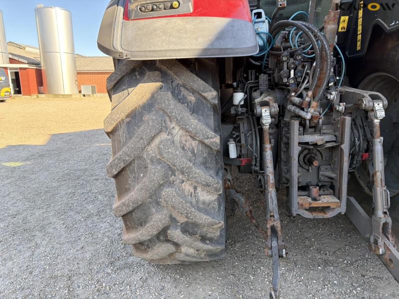 Massey Ferguson 8690 tractor with front loader 73