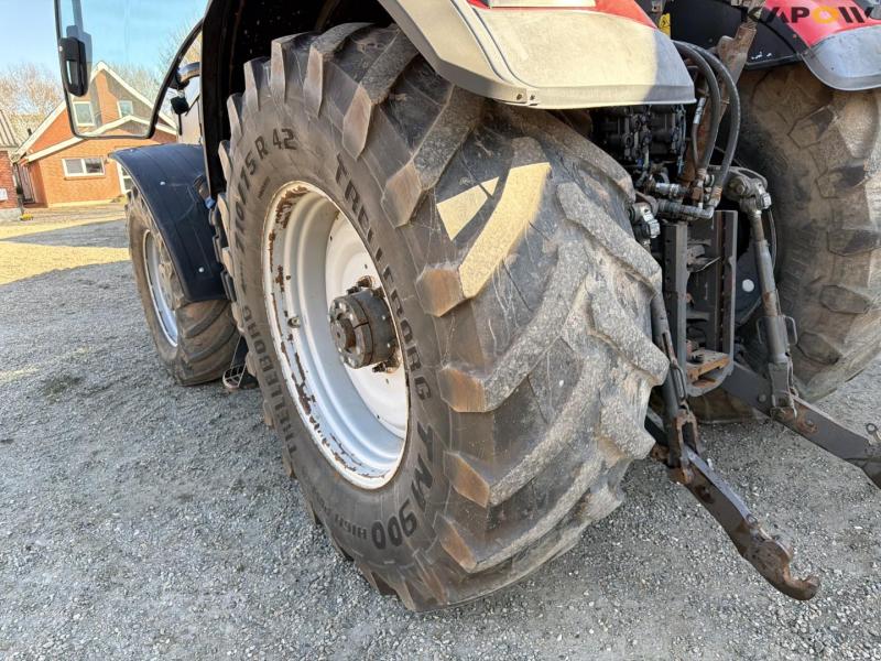Massey Ferguson 8690 tractor with front loader 74