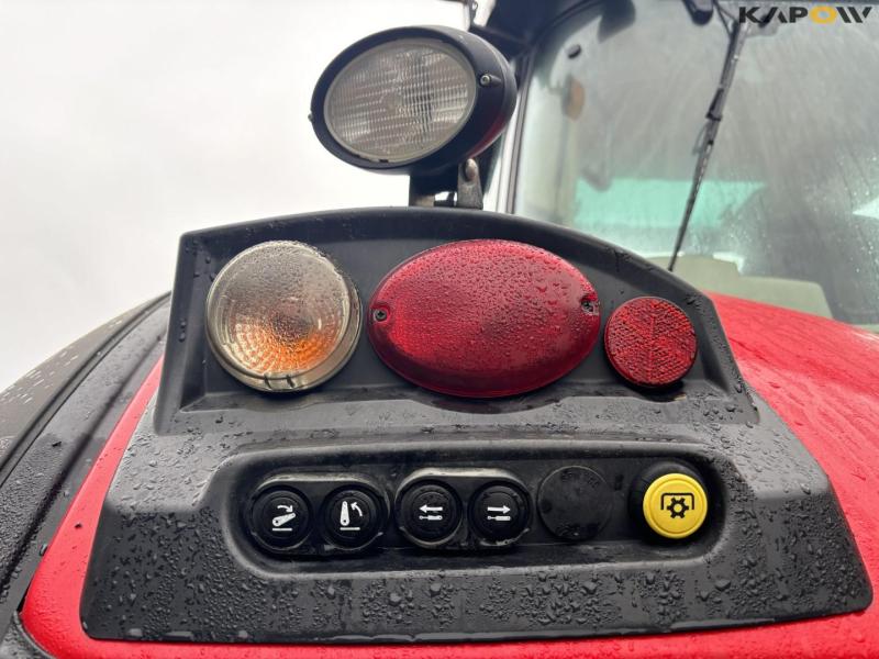 Massey Ferguson 8690 tractor 22