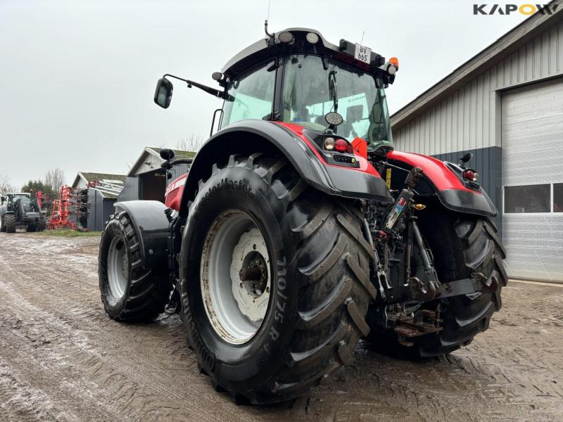 Massey Ferguson 8690 tractor. 7
