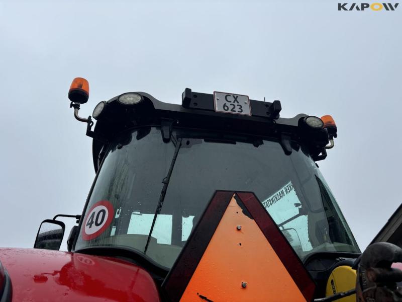 Massey Ferguson 8740S tractor 43
