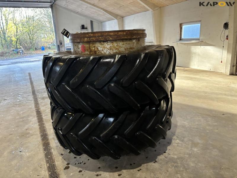 Michelin 650/65-R42 twin wheels 7