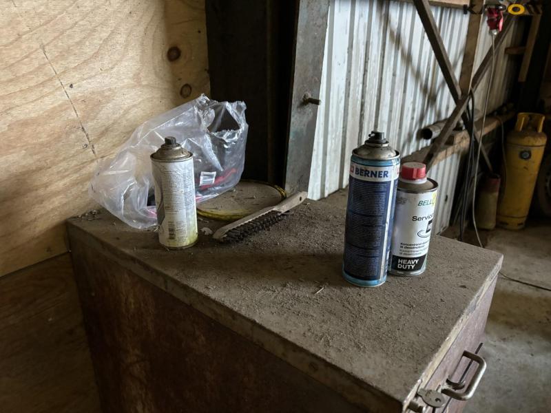 Mondolf Ferro TBE 156 tire machine + cabinet 24