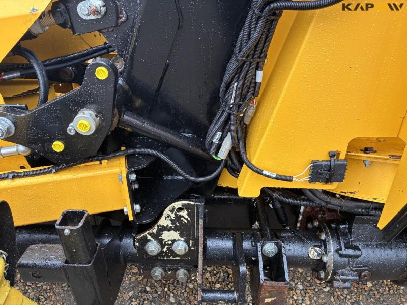 New Holland corn header 12 row 27