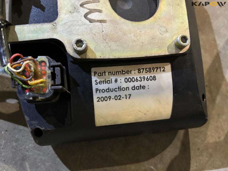 New Holland BB9080 baler 78