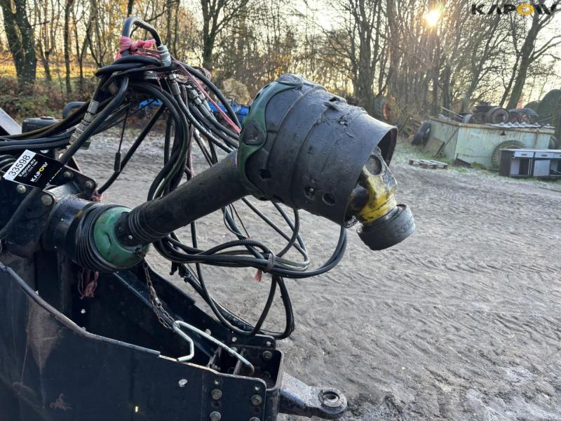 New Holland BB940R mini big baler 12