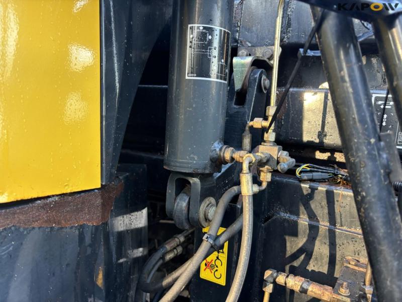 New Holland BB940R mini big baler 30