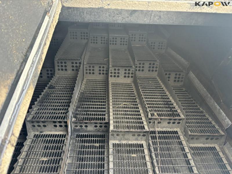 New Holland CX8060 combine harvester 40