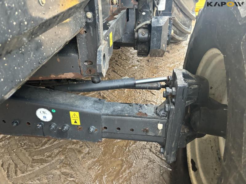 New Holland CX8060 combine harvester 55