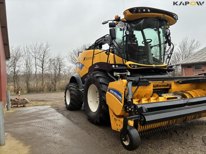 New Holland FR 650 forage harvester 4