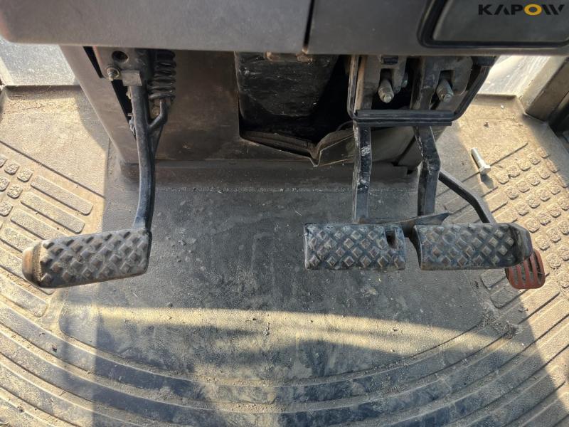 New Holland G170 tractor with front PTO 64