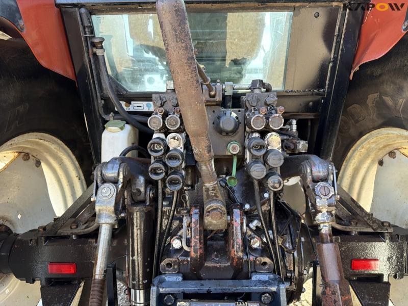 New Holland M115 tractor 26