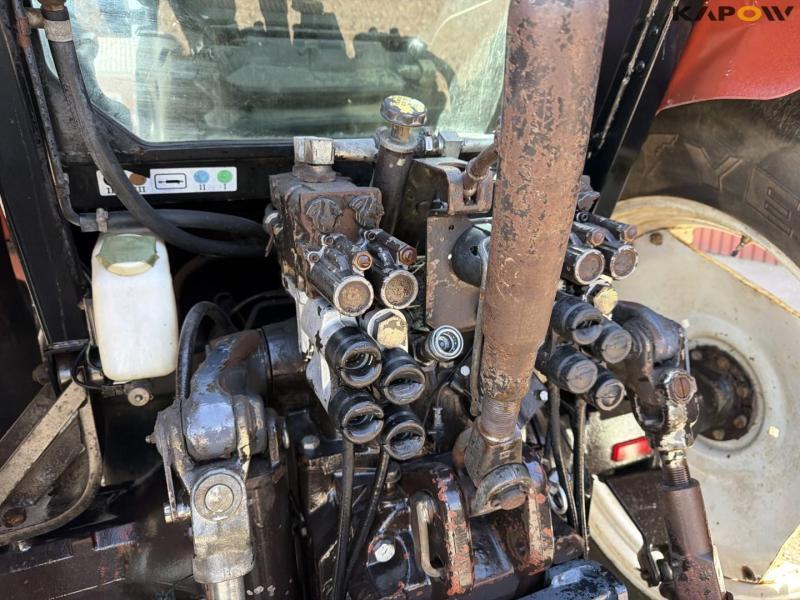 New Holland M115 tractor 28