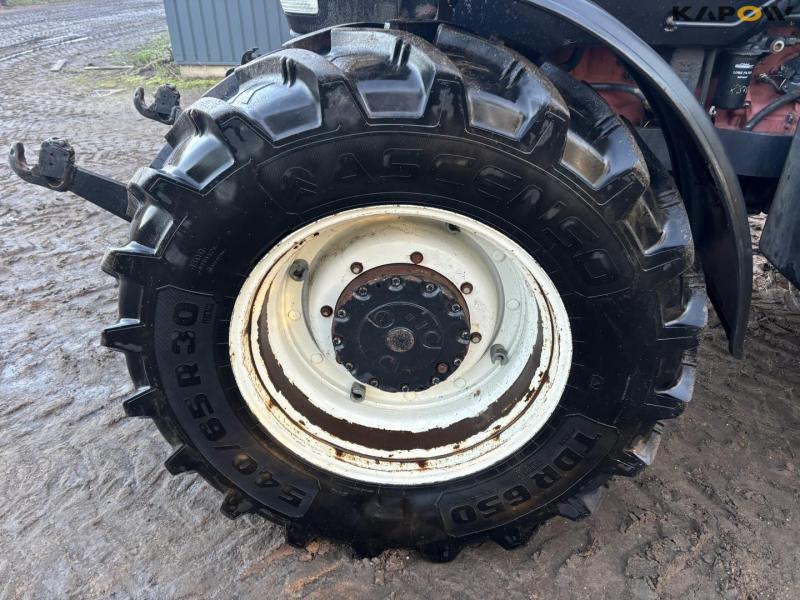 New Holland TM190 tractor 63