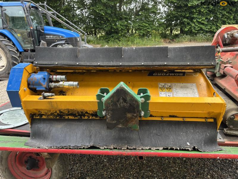 New Holland TS 115 with Bomford arm mower 100