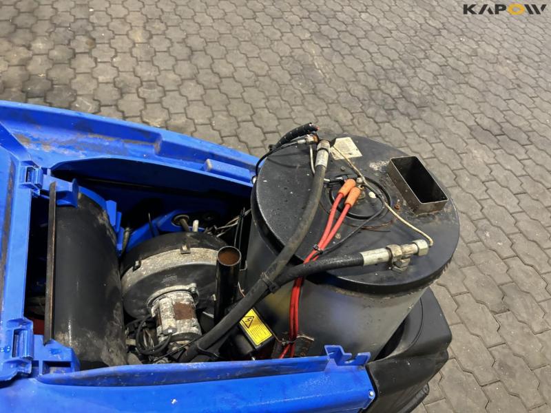 Nilfisk MH 8P hot water cleaner 13