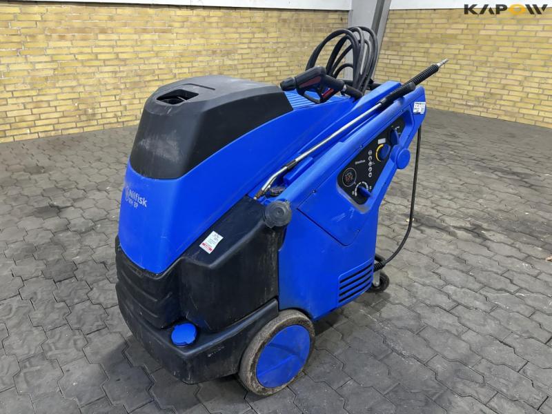 Nilfisk MH 8P hot water cleaner 1