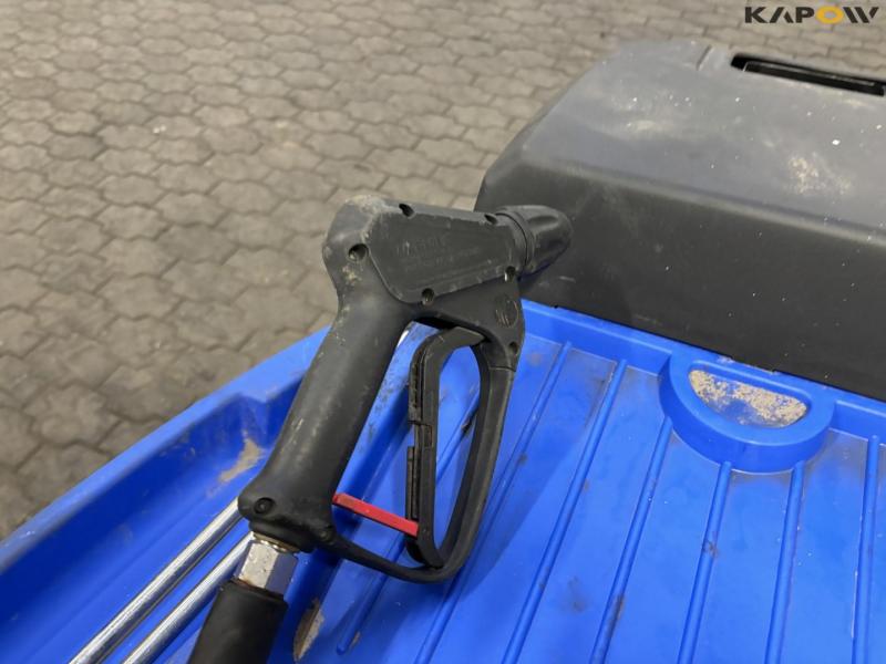 Nilfisk MH 8P hot water cleaner 21