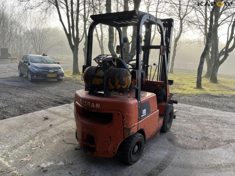 Nissan 15 gas truck 5