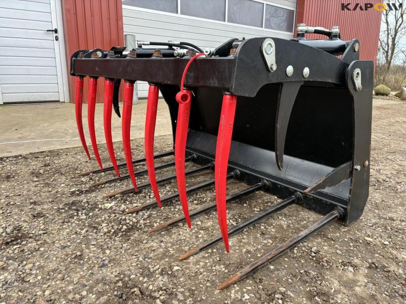 Assault claw with Weidermann hitch 1