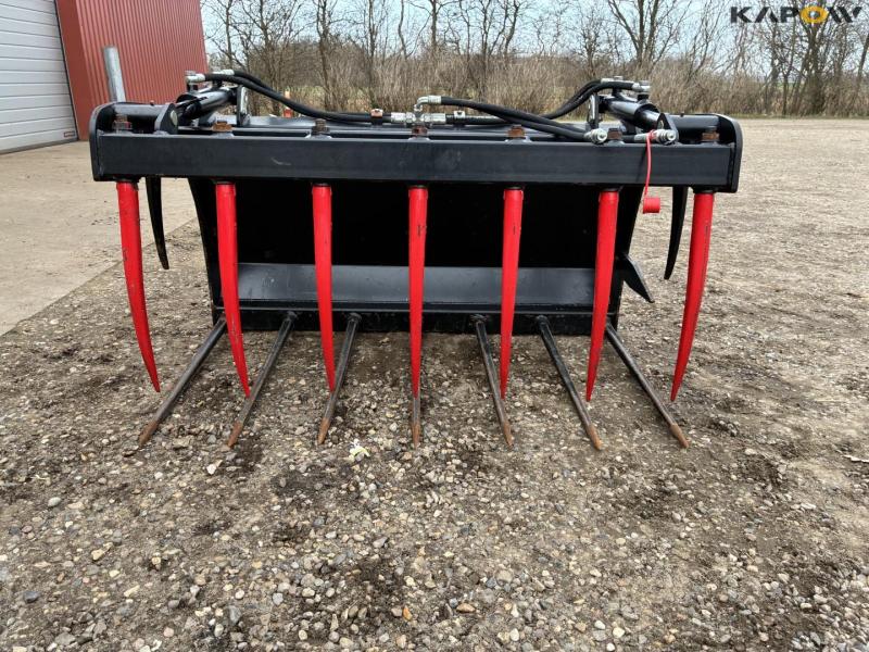 Assault claw with Weidermann hitch 2