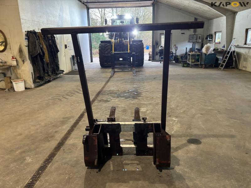 Pallet forks with Euro hitch 6