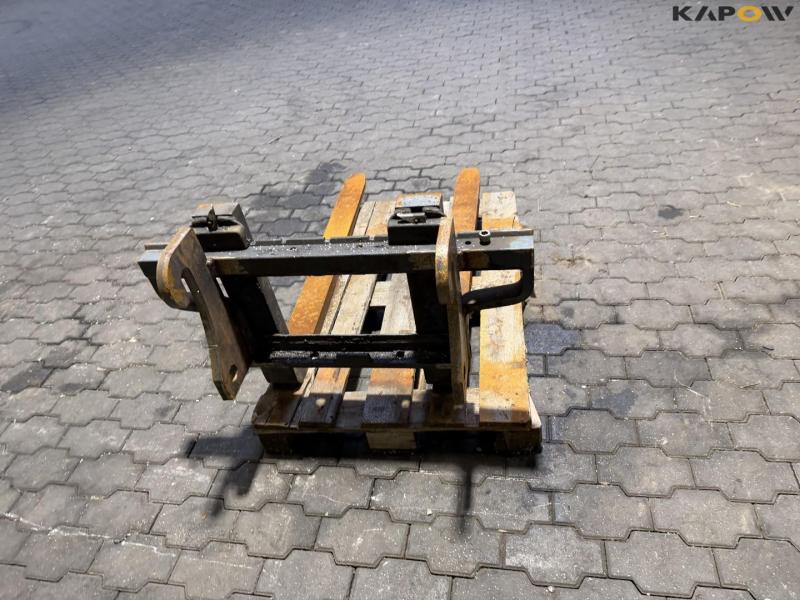 Pallet forks with giant hitch 6