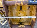 Grader bucket with Hydrema hitch 11