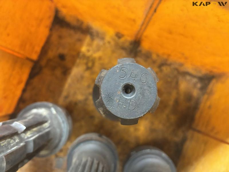 PTO spigot 6