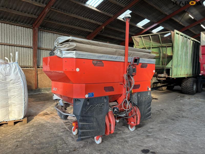 Rauch AXIS M 30.2 EMC fertilizer spreader 3