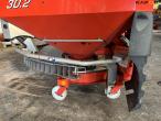 Rauch AXIS M 30.2 EMC fertilizer spreader 17