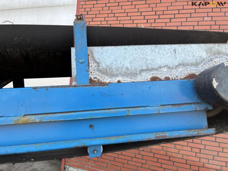 Record swing kart conveyor belt 36