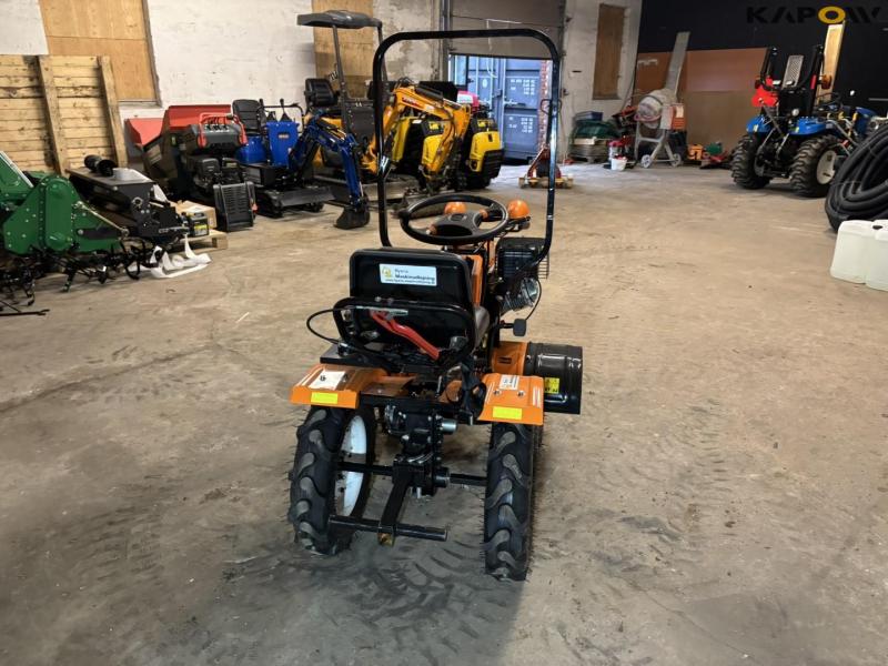 Tool carrier with tiller 5