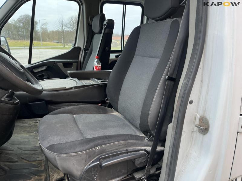 Renault Master van 23