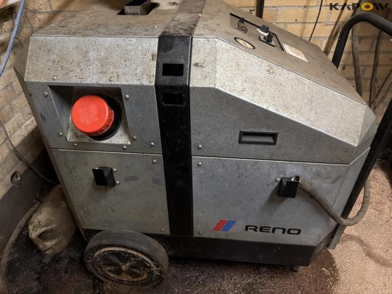 Reno hot water cleaner 4