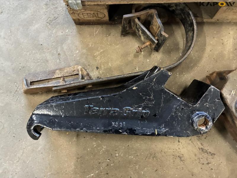 Spare parts 4