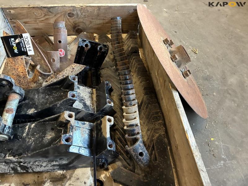 Spare parts 8