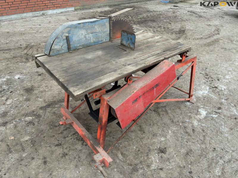 Circular saw with PTO drive 1